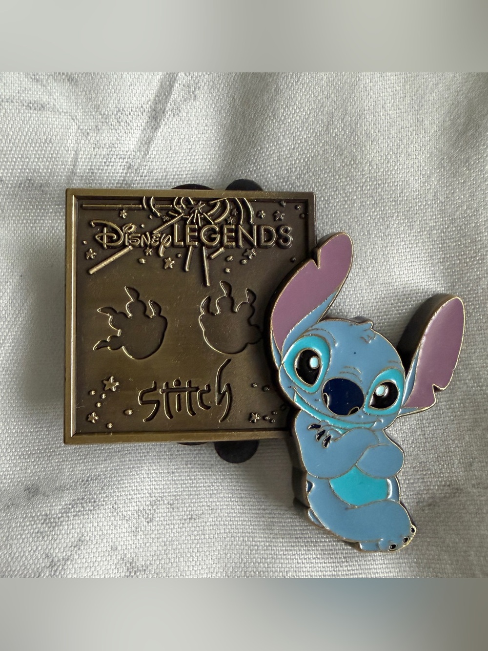 Disney | NWOT Stitch DEC Legends Pin